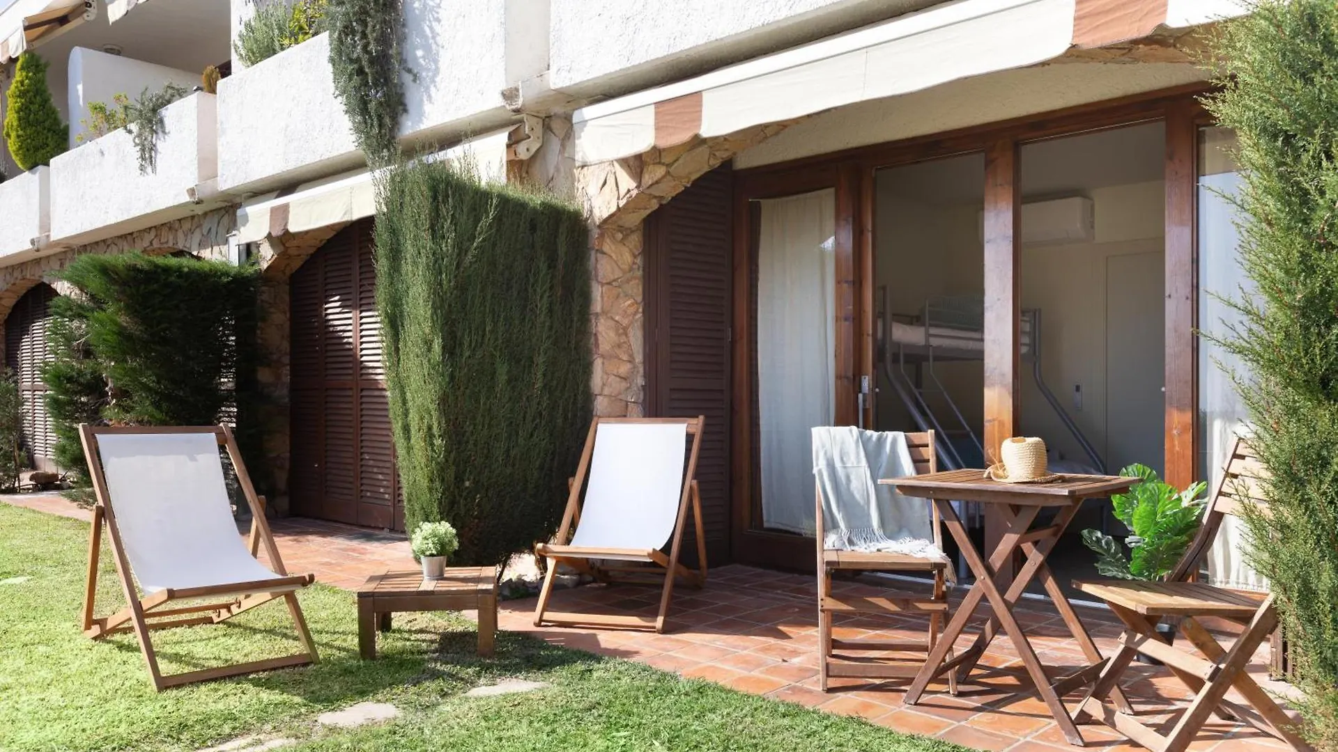 Lets Holidays Garden House In Front Of The Beach Tossa de Mar Spanien